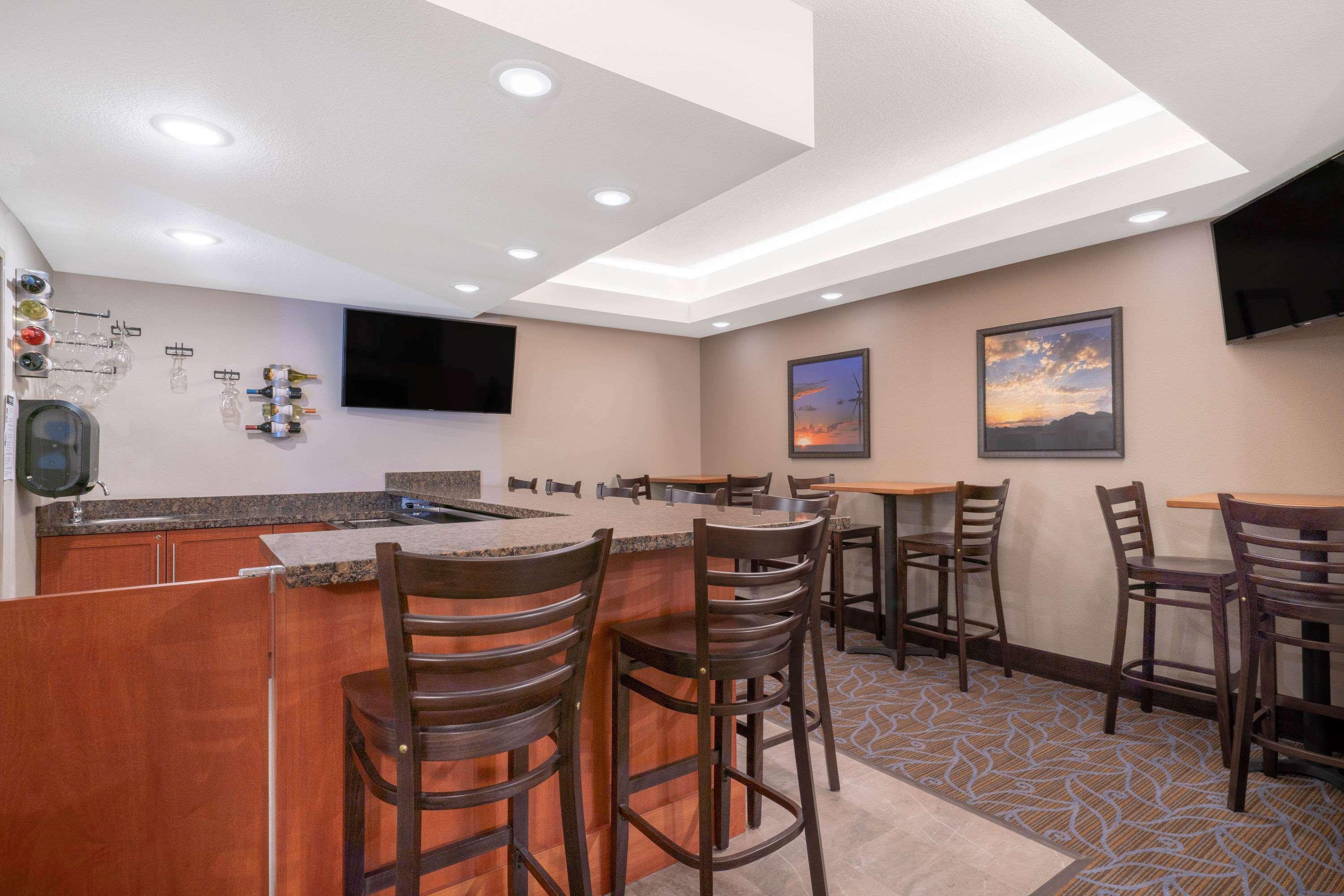 Americinn By Wyndham Windom Esterno foto