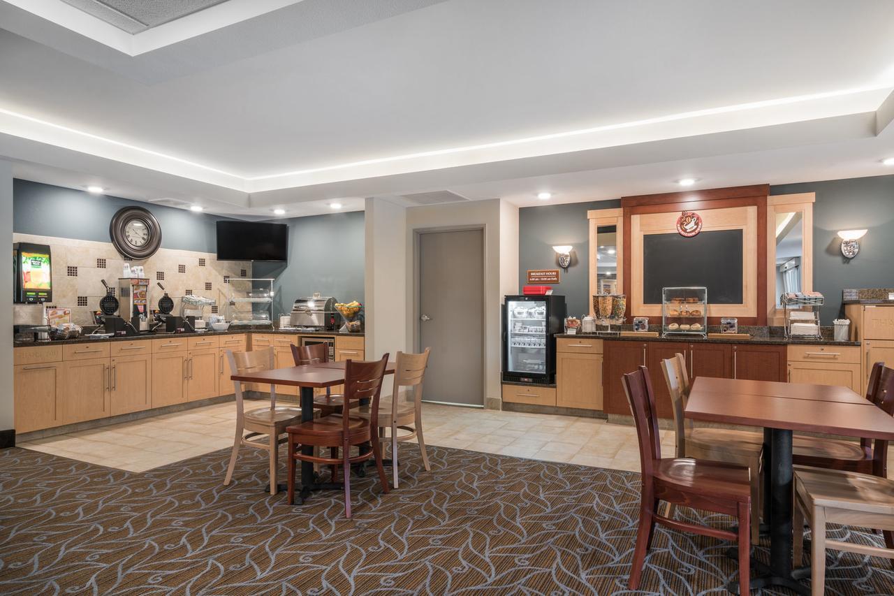 Americinn By Wyndham Windom Esterno foto