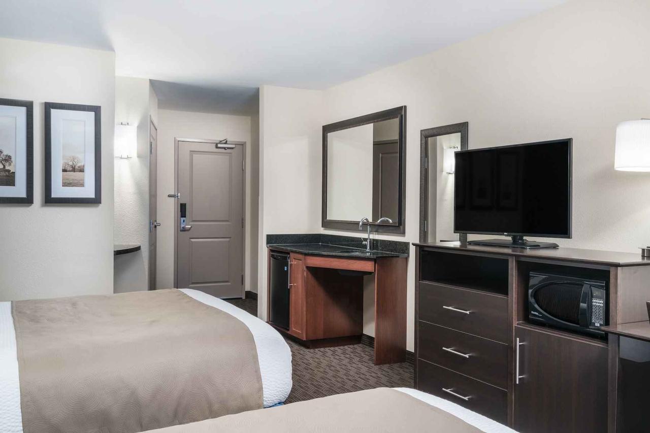Americinn By Wyndham Windom Esterno foto